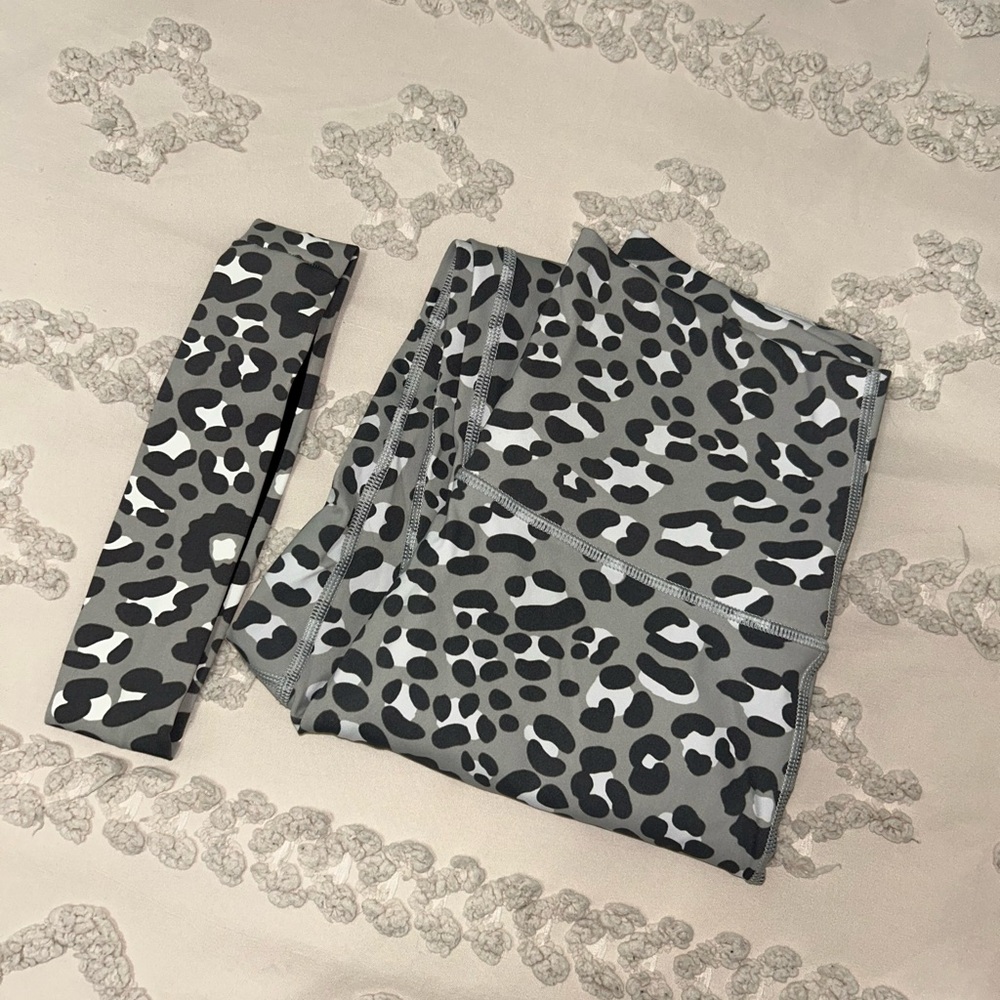 Aerie Gray Leopard Print Leggings & Headband Set